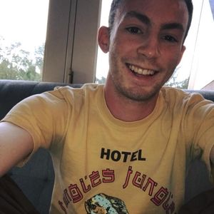 Meet your Posher, Sam